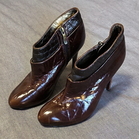 Guess by Marciano Boots Brown Leather High Heel Booties 6.5 - Picture 2 of 5